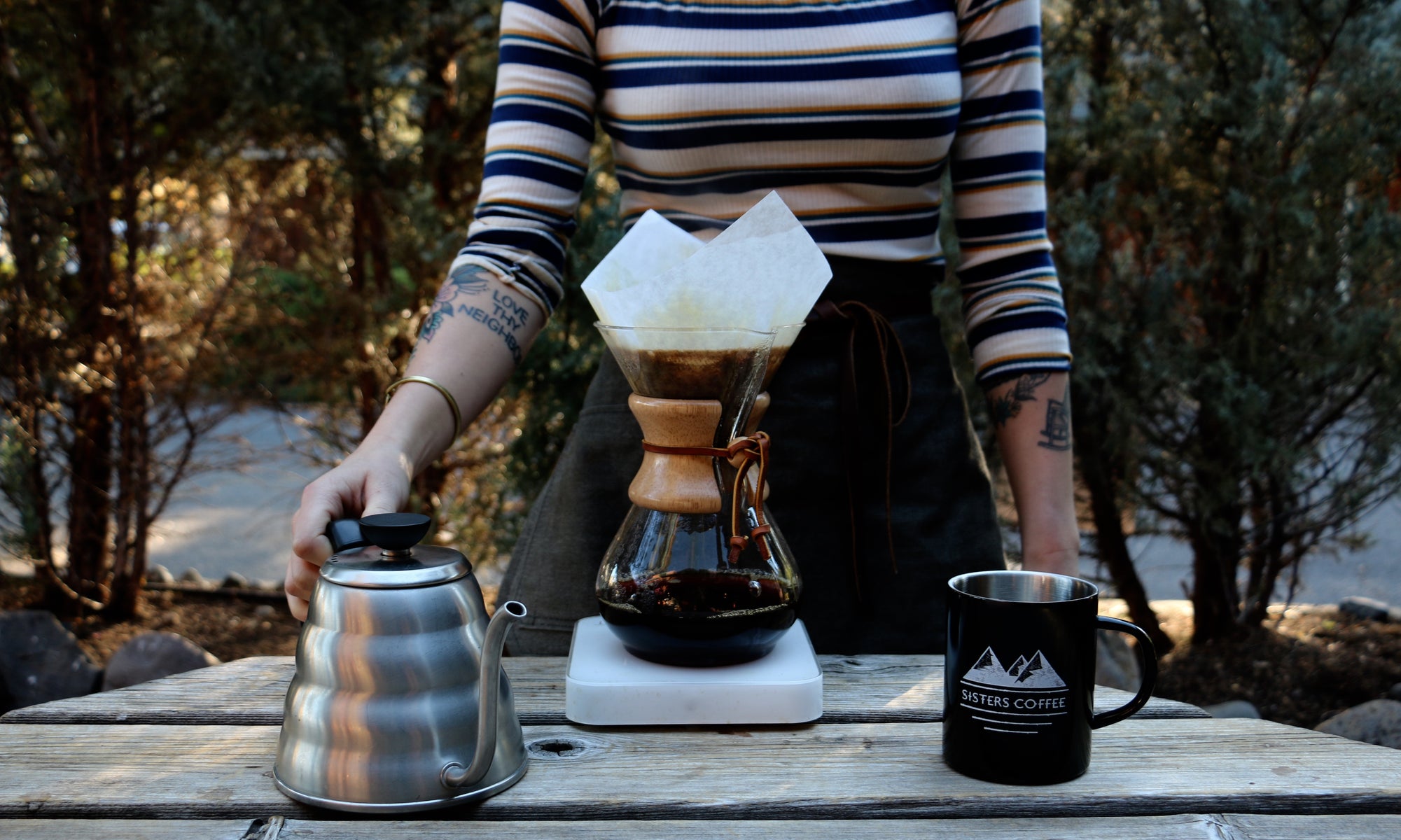 How to Make Pour Over Coffee Chemex: A Comprehensive Guide